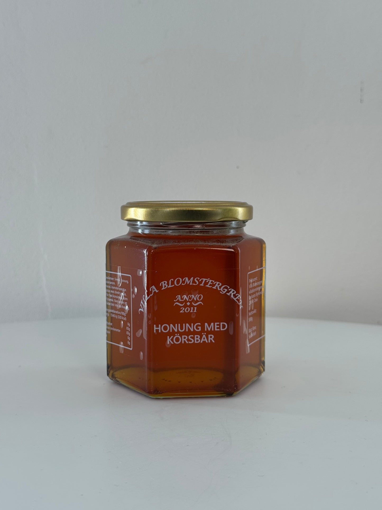 العسل مع الكرز