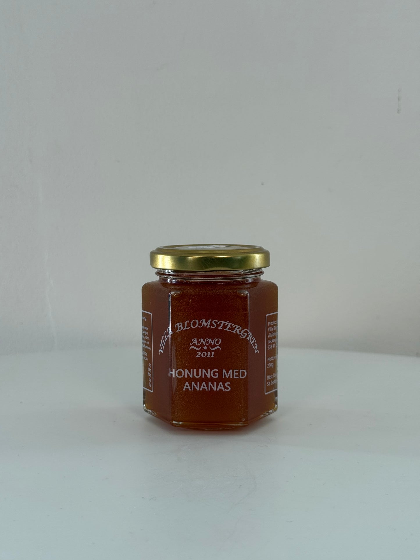 عسل مع أناناس