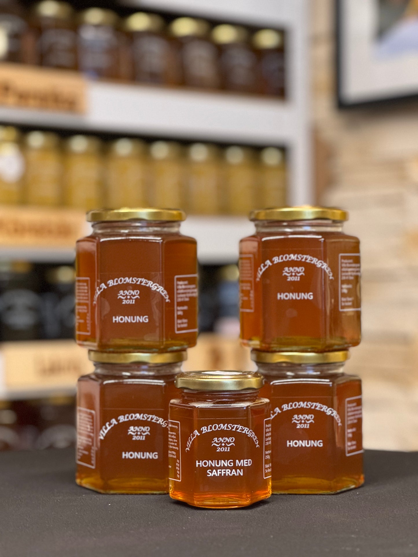 2 kg liquid honey + 250g saffron honey for 579 SEK including free shipping!