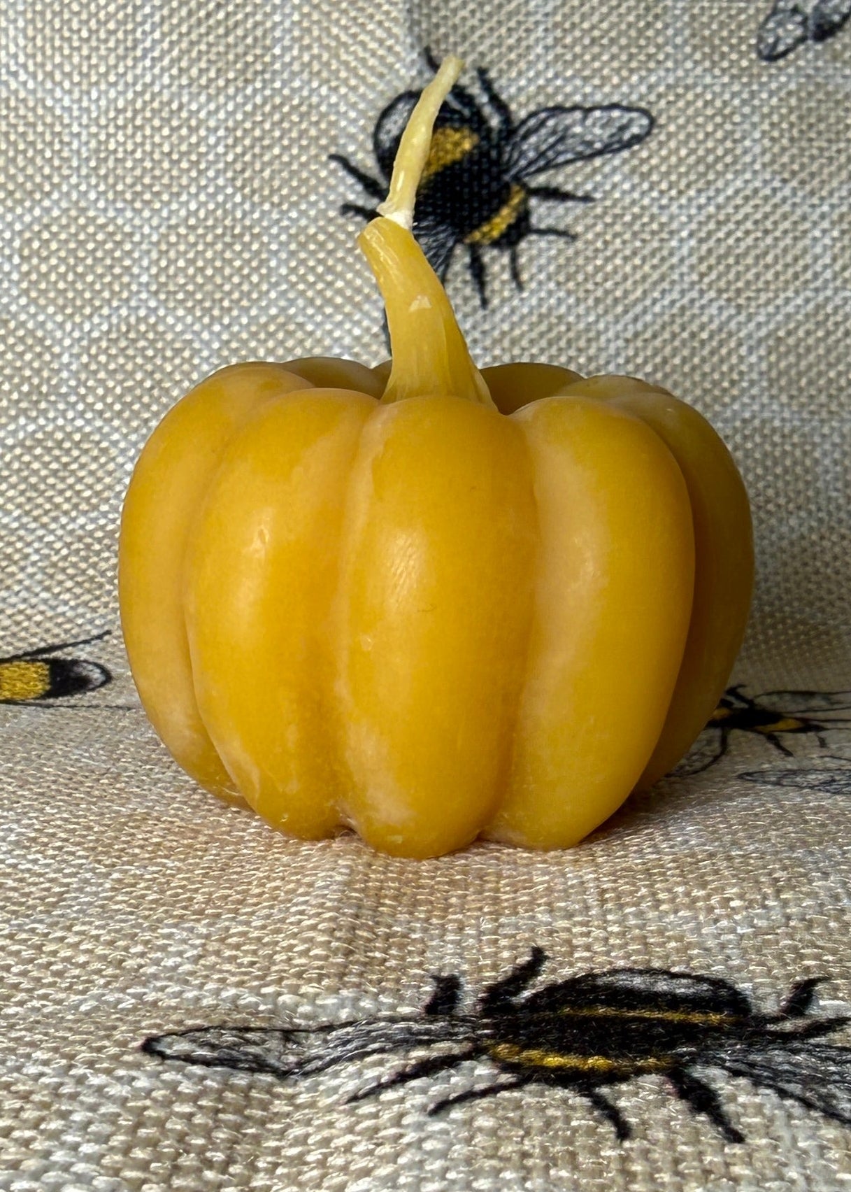 Bivaxljus – Honey Pumpkin