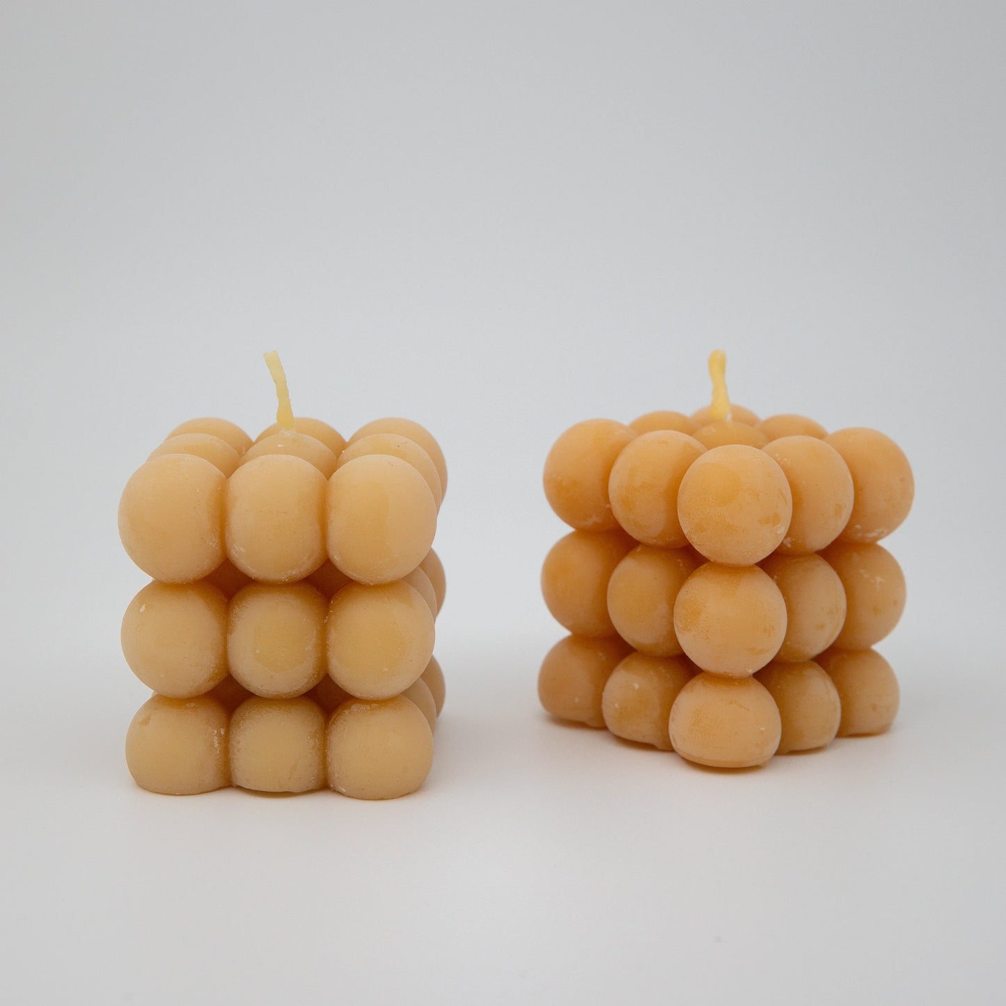 Bivaxljus - Honey Bubble Cube