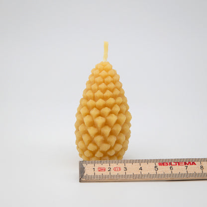 Bivaxljus – Honey Pinecone