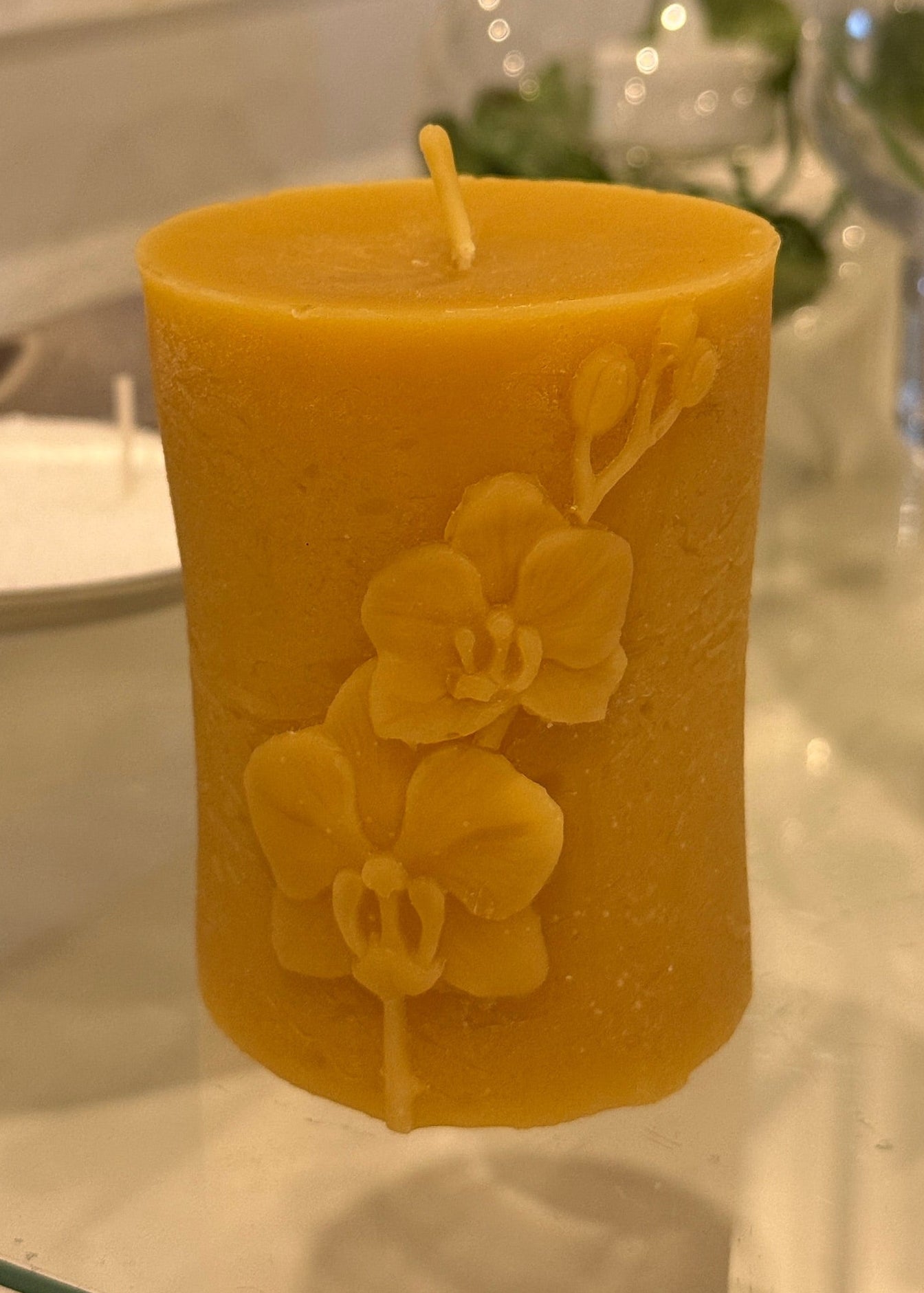 Bivaxljus – Orchid Bloom