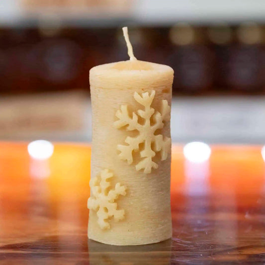 Bivaxljus Snöflinga – Blockljus i 100 % svenskt bivax