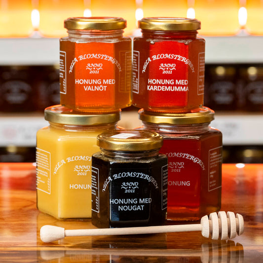 Höstens honungspaket – 5 burkar honung + honungspinne (säsongsprodukt)
