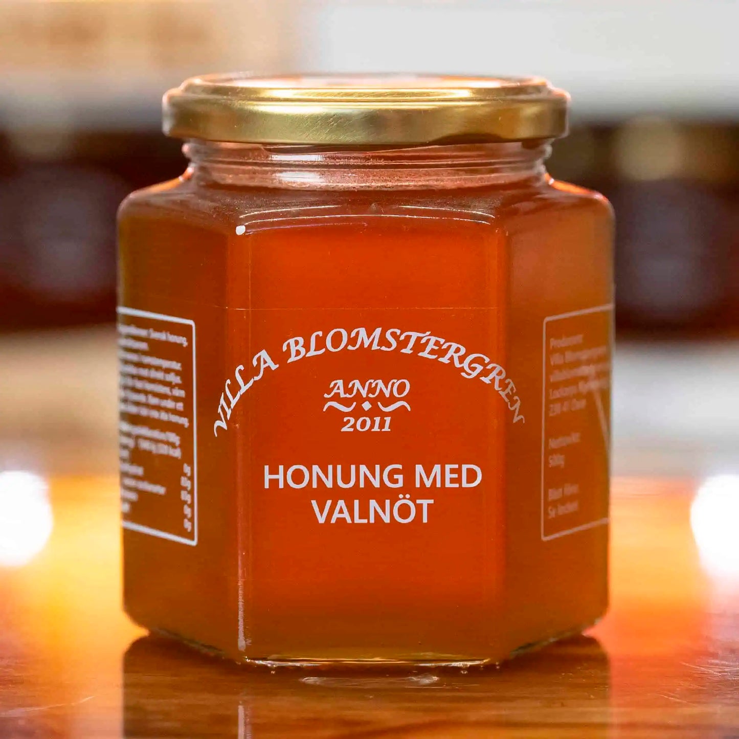 Honey with Walnut